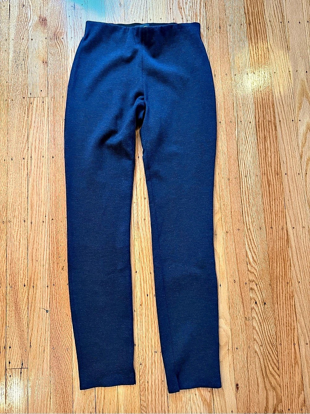 BNWT Theory Skinny Legging in Double Knit Jersey in Navy